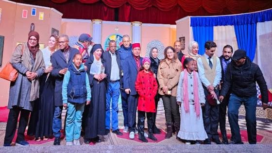 مسرحية “حفيد مبروك” في جولة وطنية ناجحة بجهة درعة تافيلالت