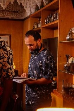 المخرج إدريس صواب ينهي تصوير فيلم “بيني وبينك”